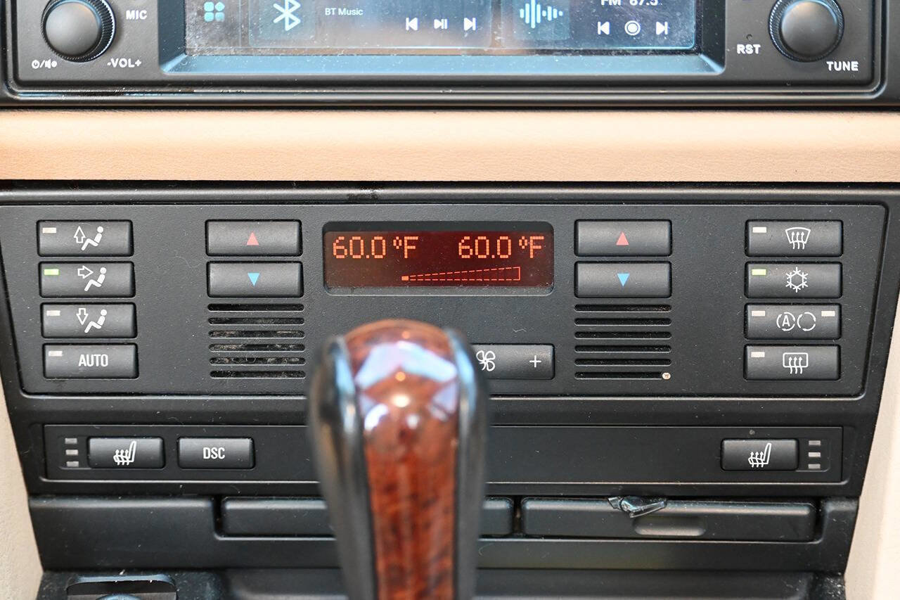 Used 2003 BMW 530i 530i 4dr Sedan RWD image 17