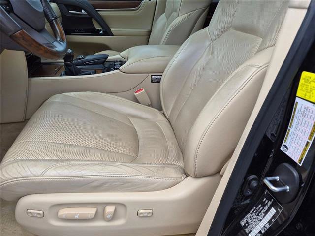 Used 2018 Lexus LX 570 4WD w/ Luxury Package image 16