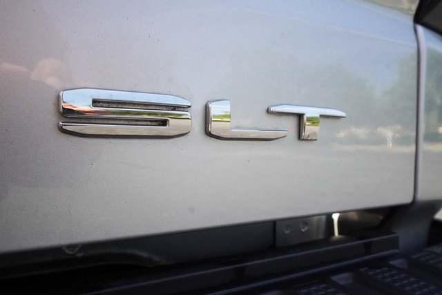 Used 2022 GMC Sierra 1500 SLT w/ SLT Premium Plus Package AWD/4WD image 41