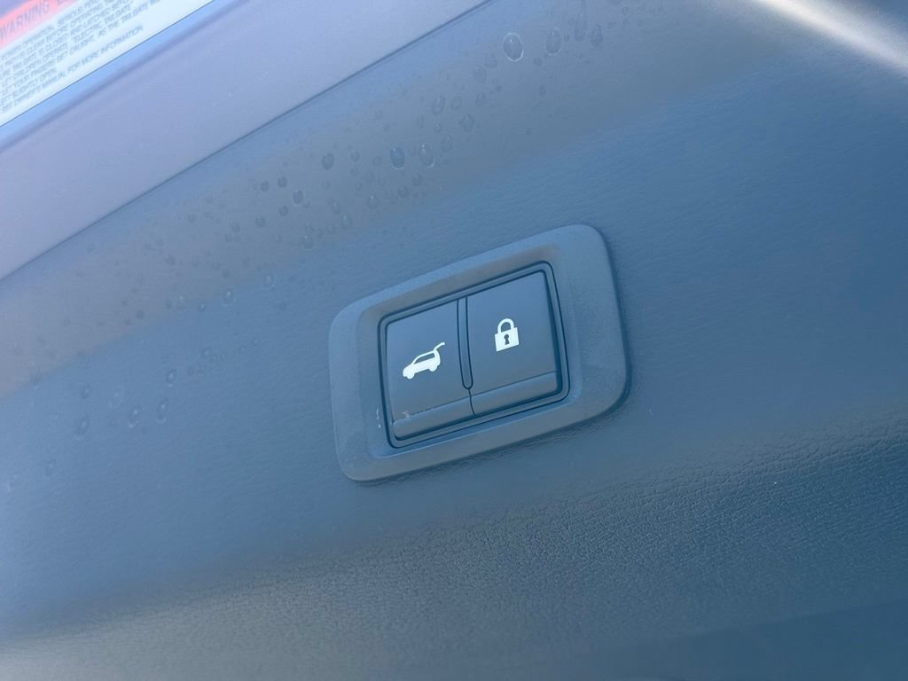 New 2026 Mitsubishi Outlander SE FWD image 9