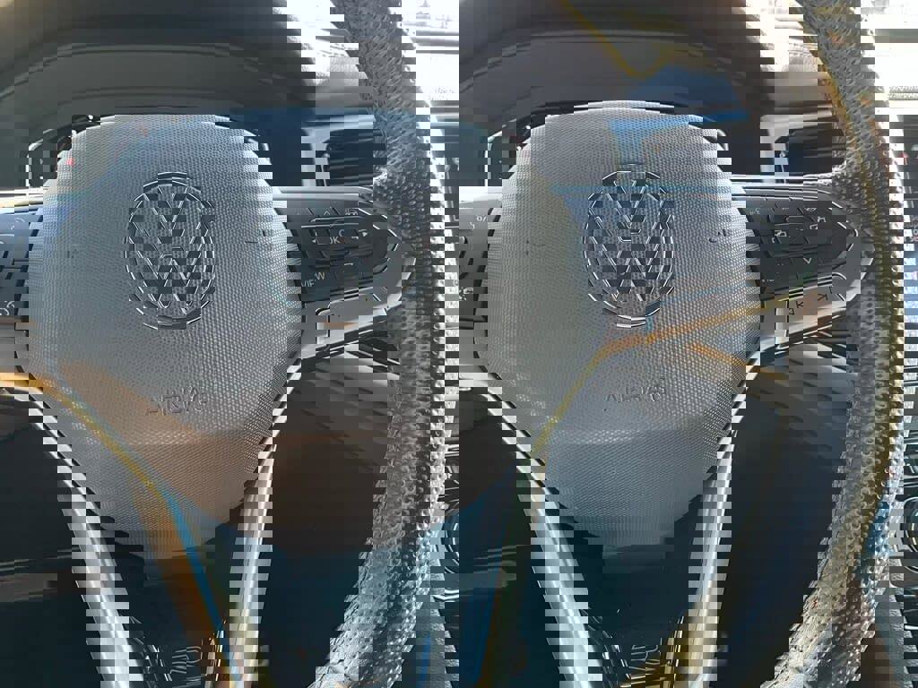 Used 2022 Volkswagen Atlas Cross Sport SEL Premium R-Line image 22