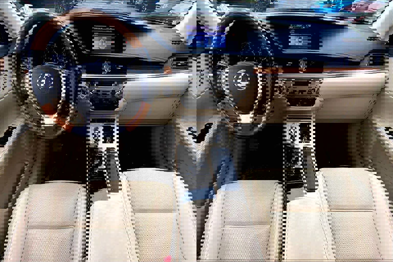 Used 2014 Lexus ES 300h w/ Premium Package w/Bamboo Trim image 16