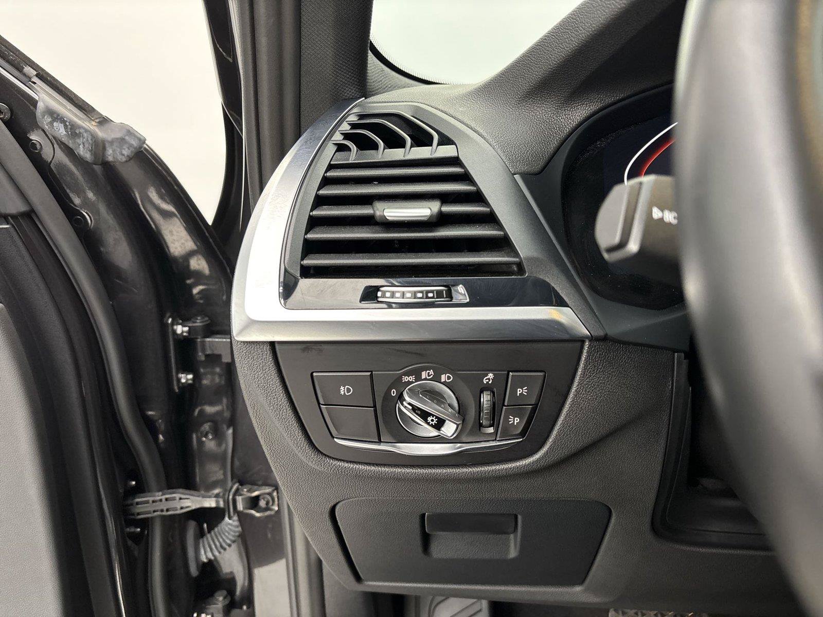 Used 2020 BMW X3 xDrive30i w/ Premium Package AWD/4WD image 31