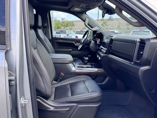 Used 2024 GMC Sierra 1500 Elevation w/ Elevation Premium Package AWD/4WD image 15