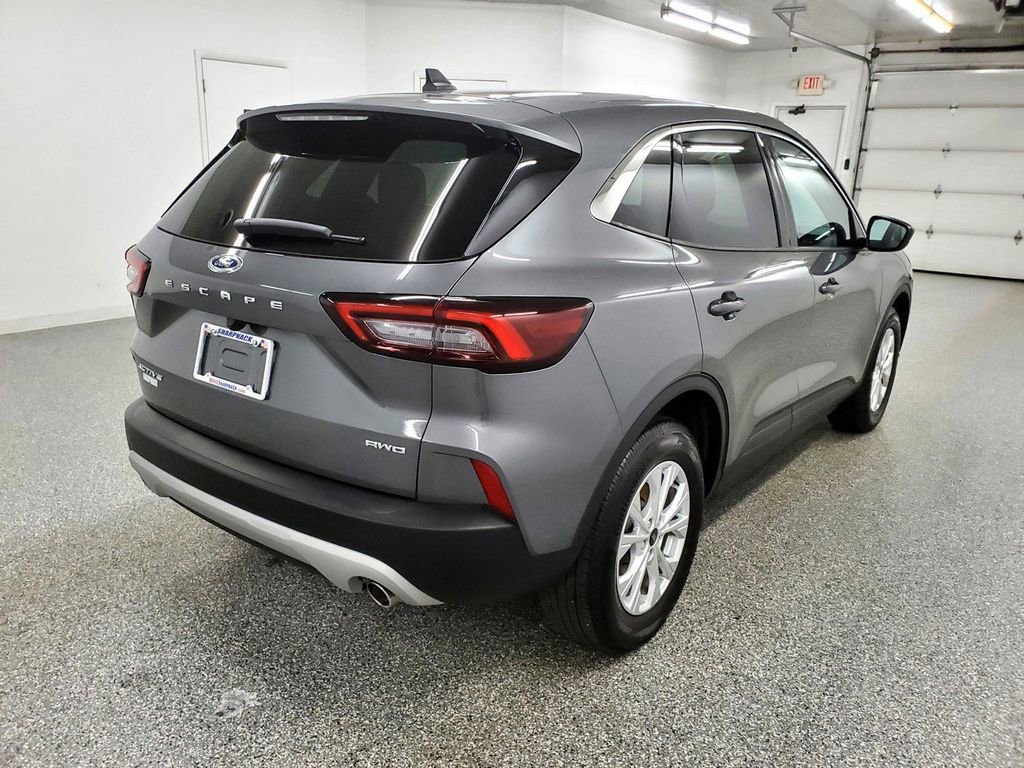 Used 2023 Ford Escape Active AWD/4WD image 4