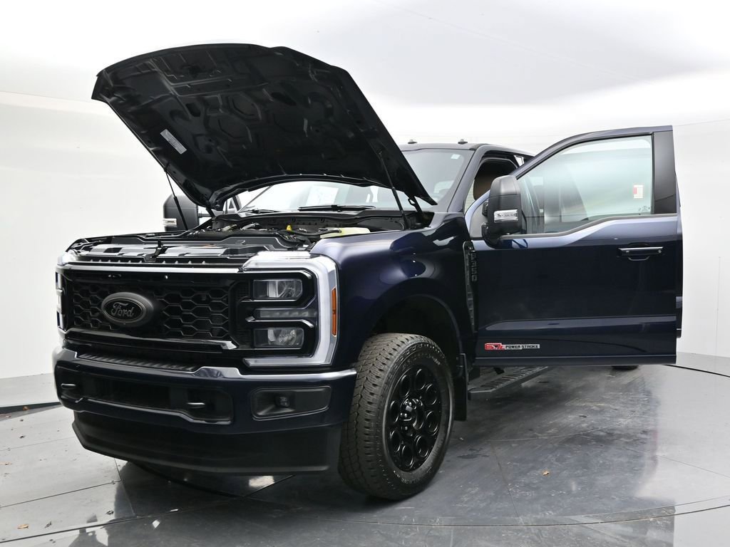Used 2025 Ford F350 XLT w/ Black Appearance Package image 50