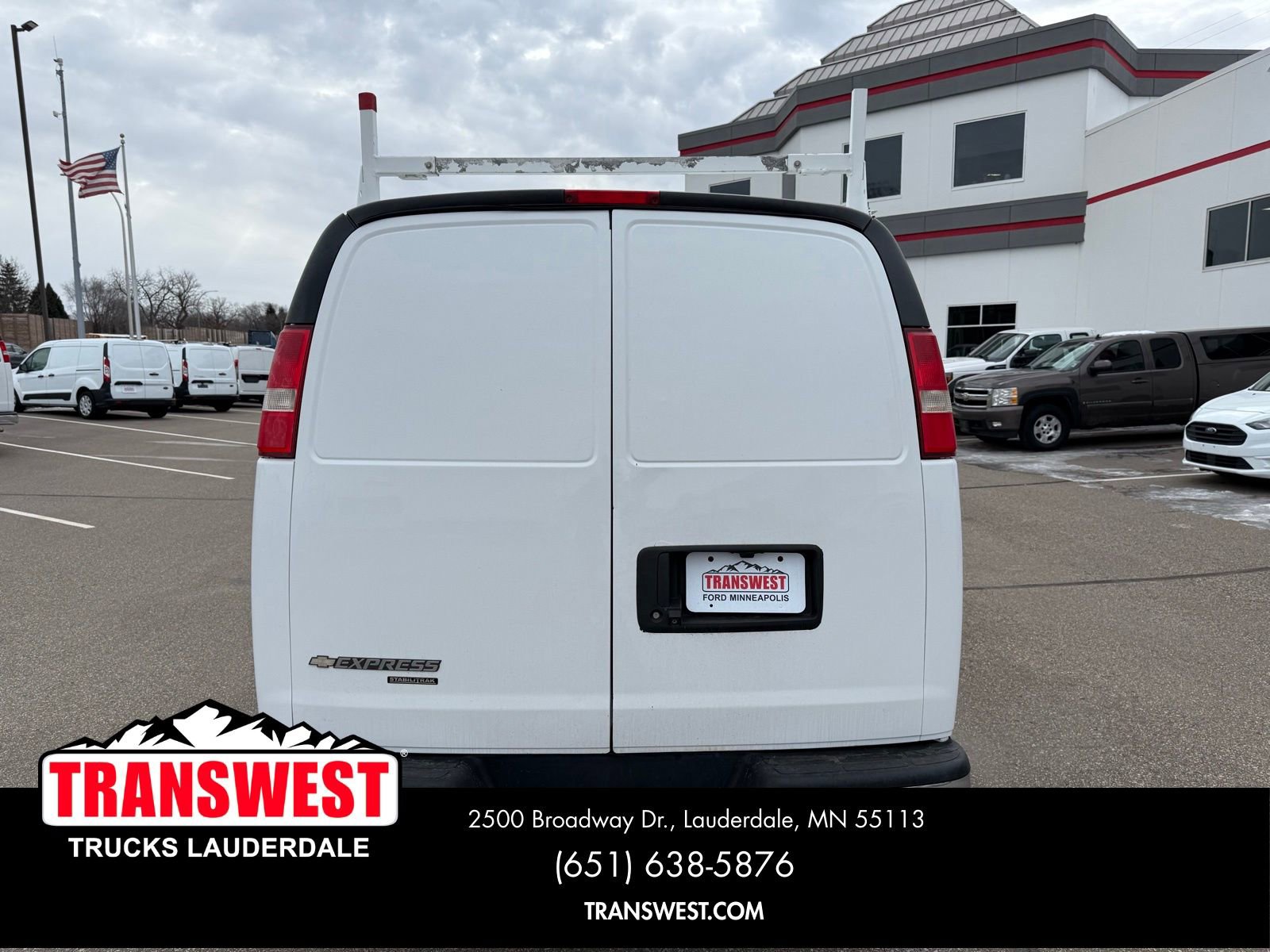 Used 2015 Chevrolet Express 2500 image 14