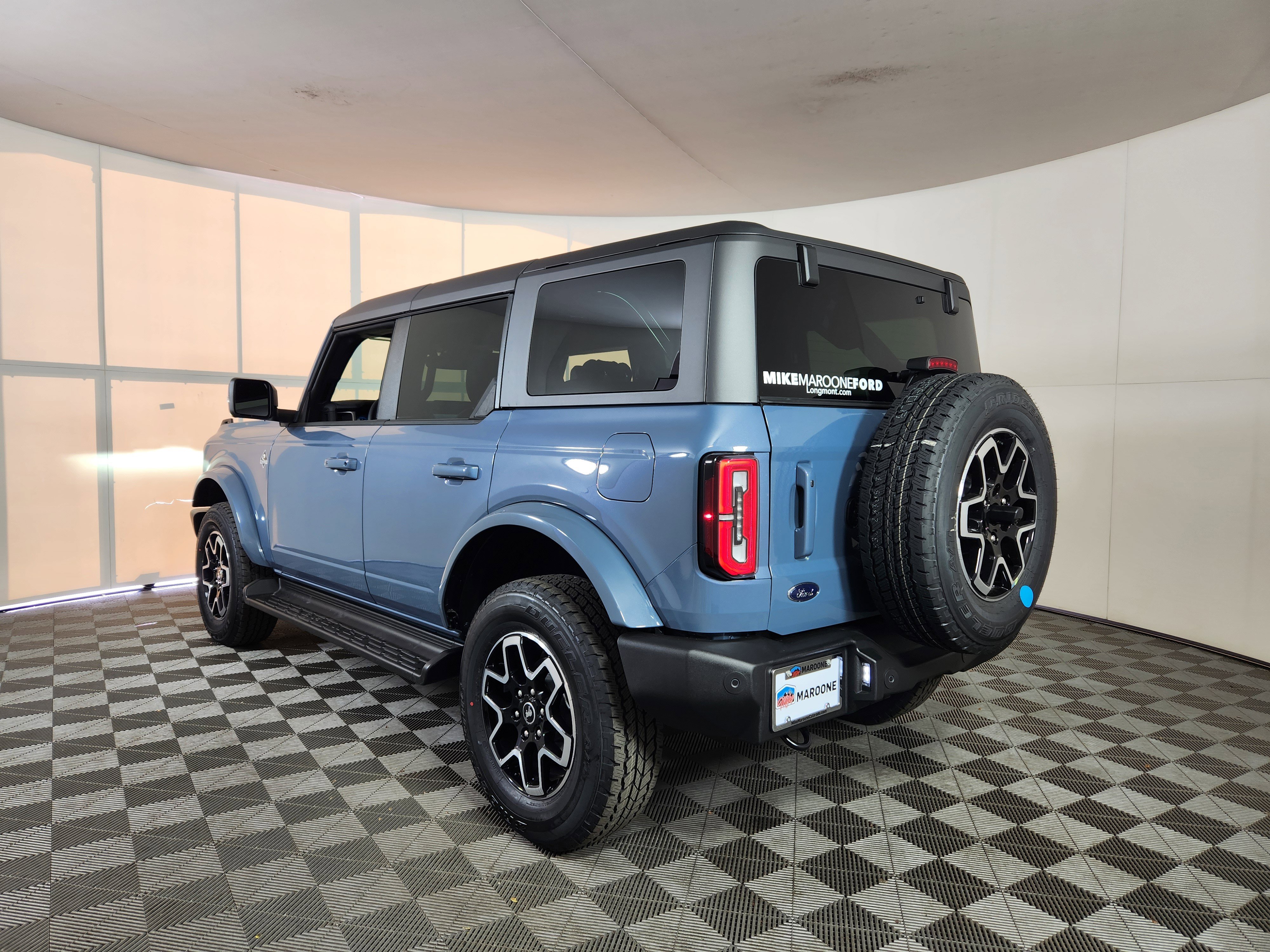 New 2025 Ford Bronco Outer Banks image 5