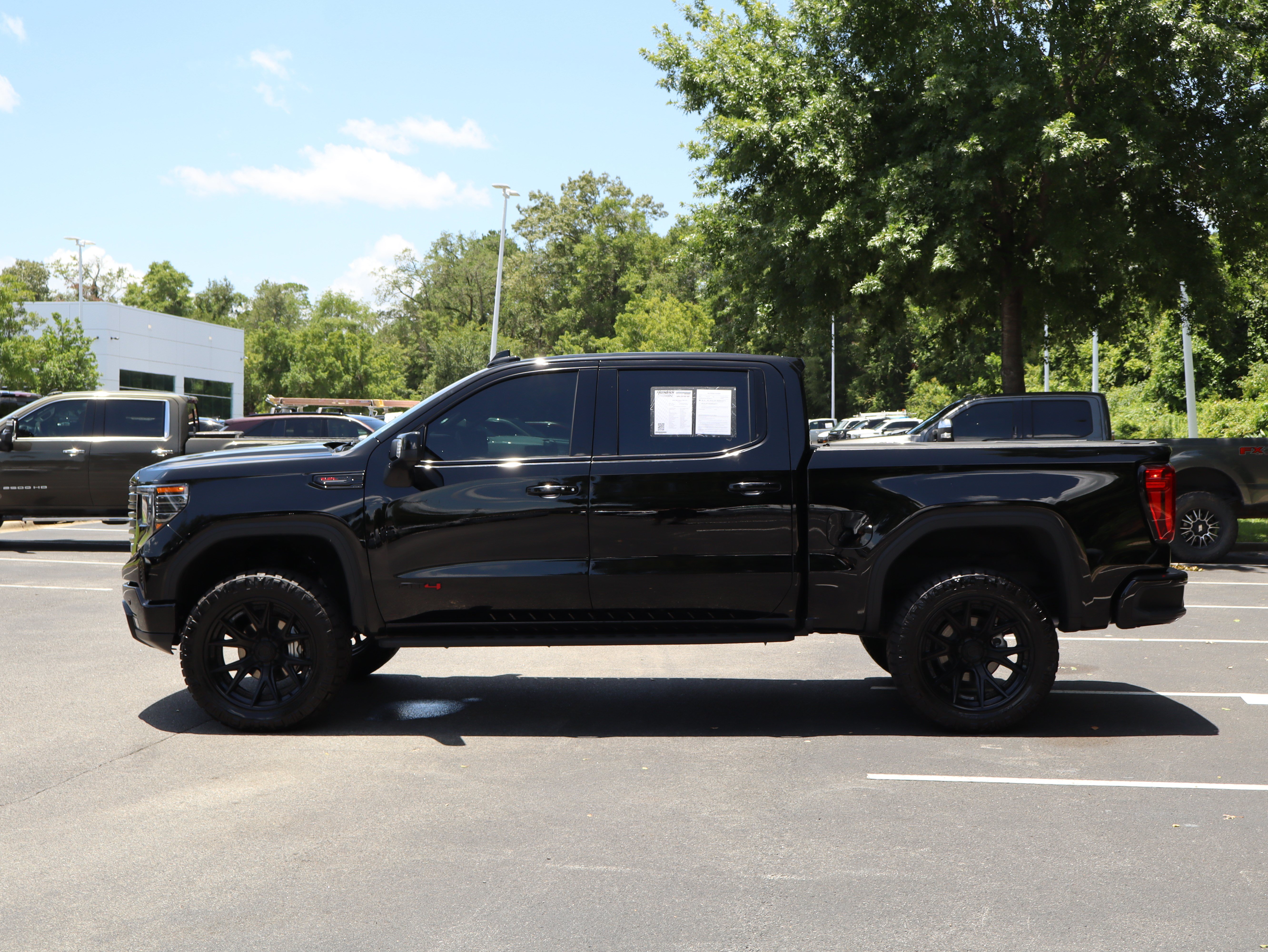Used 2026 GMC Sierra 1500 AT4 w/ AT4 Premium Package AWD/4WD image 22