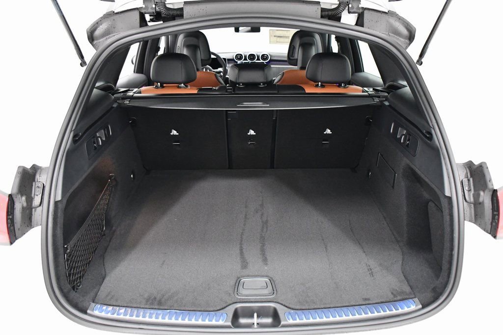 New 2026 Mercedes-Benz GLC 43 AMG 4MATIC image 18