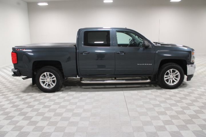 Used 2018 Chevrolet Silverado 1500 LT w/ All Star Edition AWD/4WD image 12
