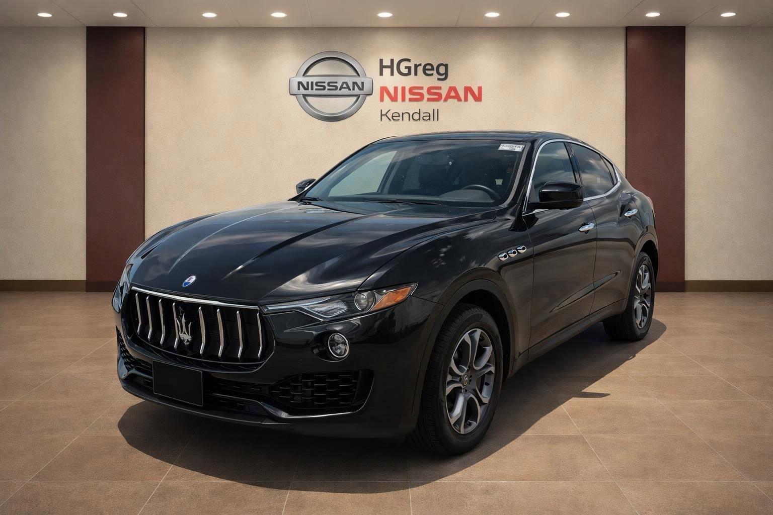 Used 2018 Maserati Levante AWD/4WD image 3