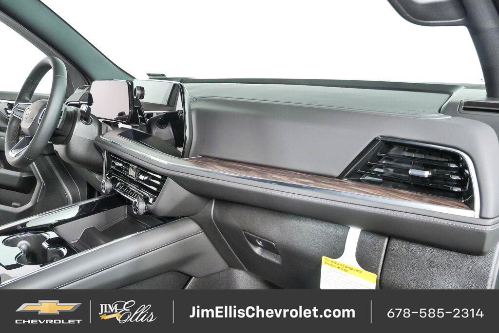 New 2026 Chevrolet Suburban LS RWD image 23