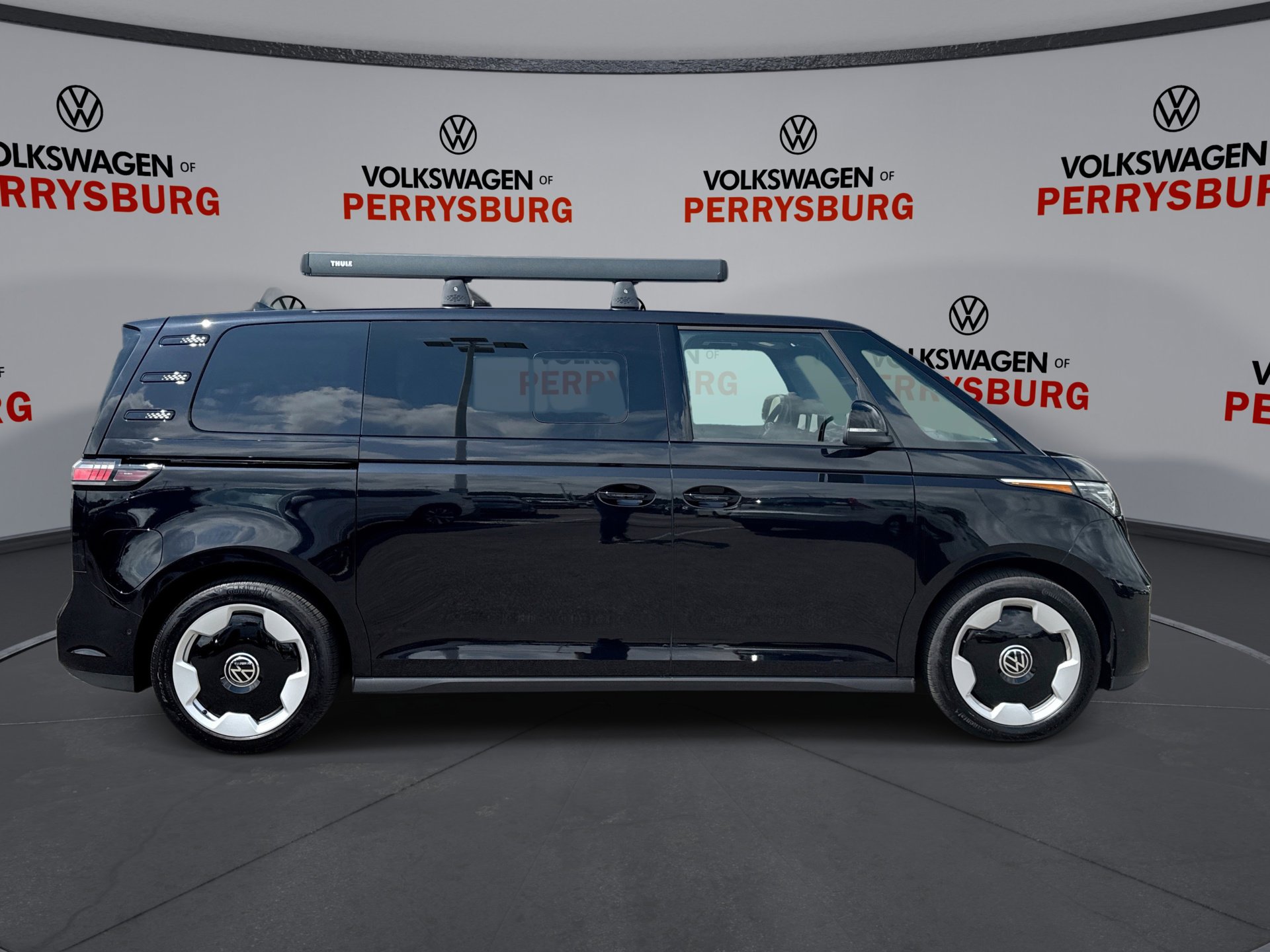 New 2025 Volkswagen ID. Buzz Pro S image 9