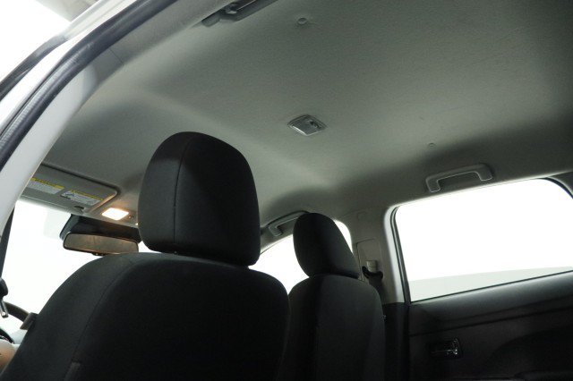 Used 2023 Mitsubishi Outlander Sport LE AWD/4WD image 27