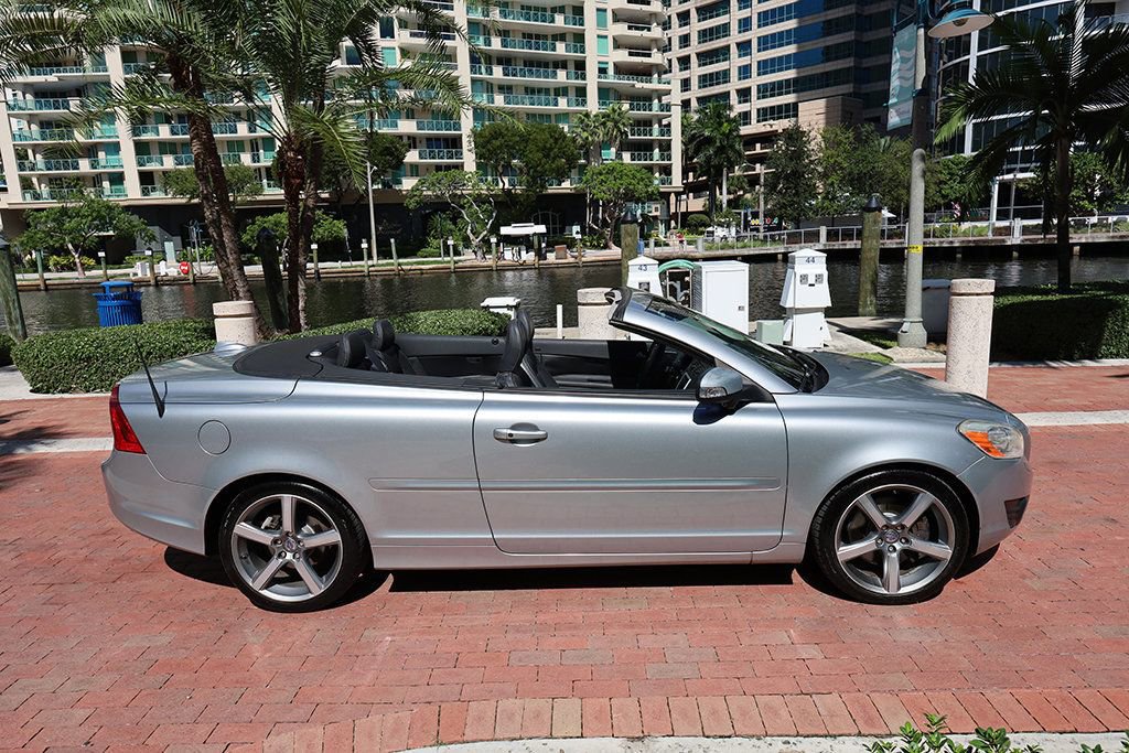 Used 2012 Volvo C70 T5 w/ Dynamic Trim Pkg image 31