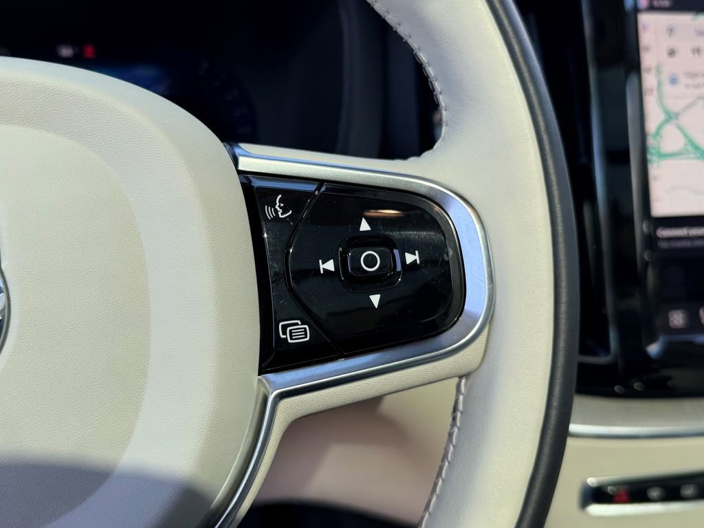 Used 2024 Volvo XC60 B5 Plus w/ Climate Package AWD/4WD image 34