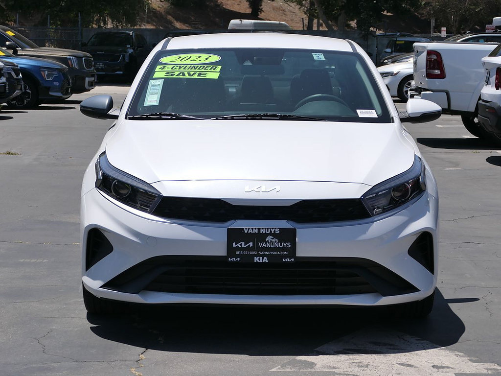 Used 2023 Kia Forte LXS w/ LXS Technology Package FWD image 7