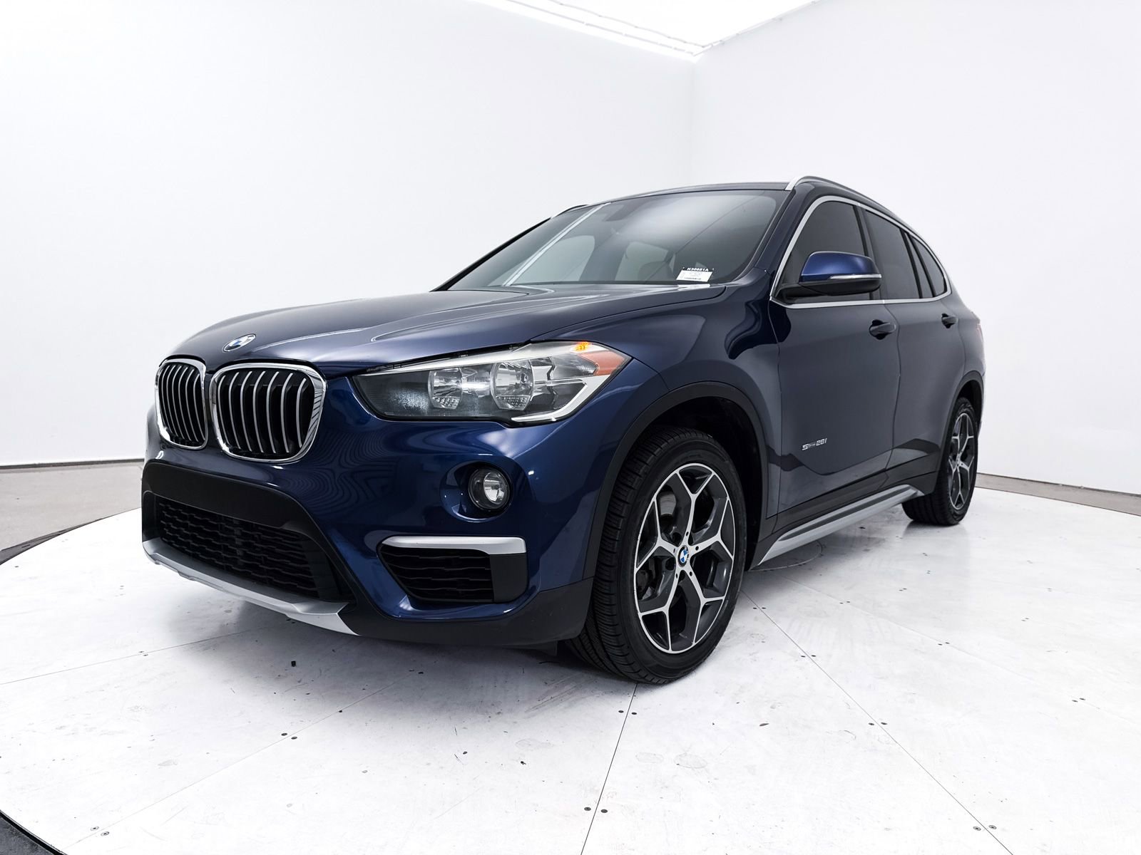 Used 2018 BMW X1 sDrive28i w/ Convenience Package image 14