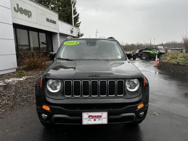 Used 2023 Jeep Renegade Latitude AWD/4WD image 11
