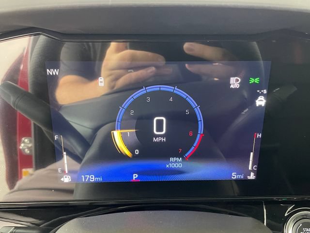 New 2026 Chevrolet Trax RS w/ Driver Confidence Package FWD image 4