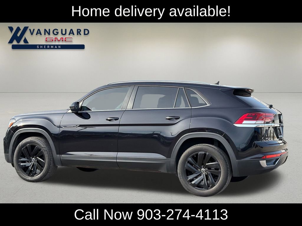 Used 2021 Volkswagen Atlas Cross Sport SE w/ Panoramic Sunroof Package FWD image 4
