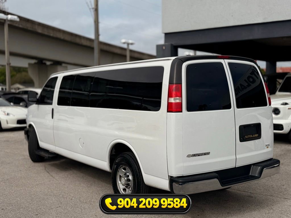 Used 2019 Chevrolet Express 3500 LT w/ LT Preferred Equipment Group RWD image 7