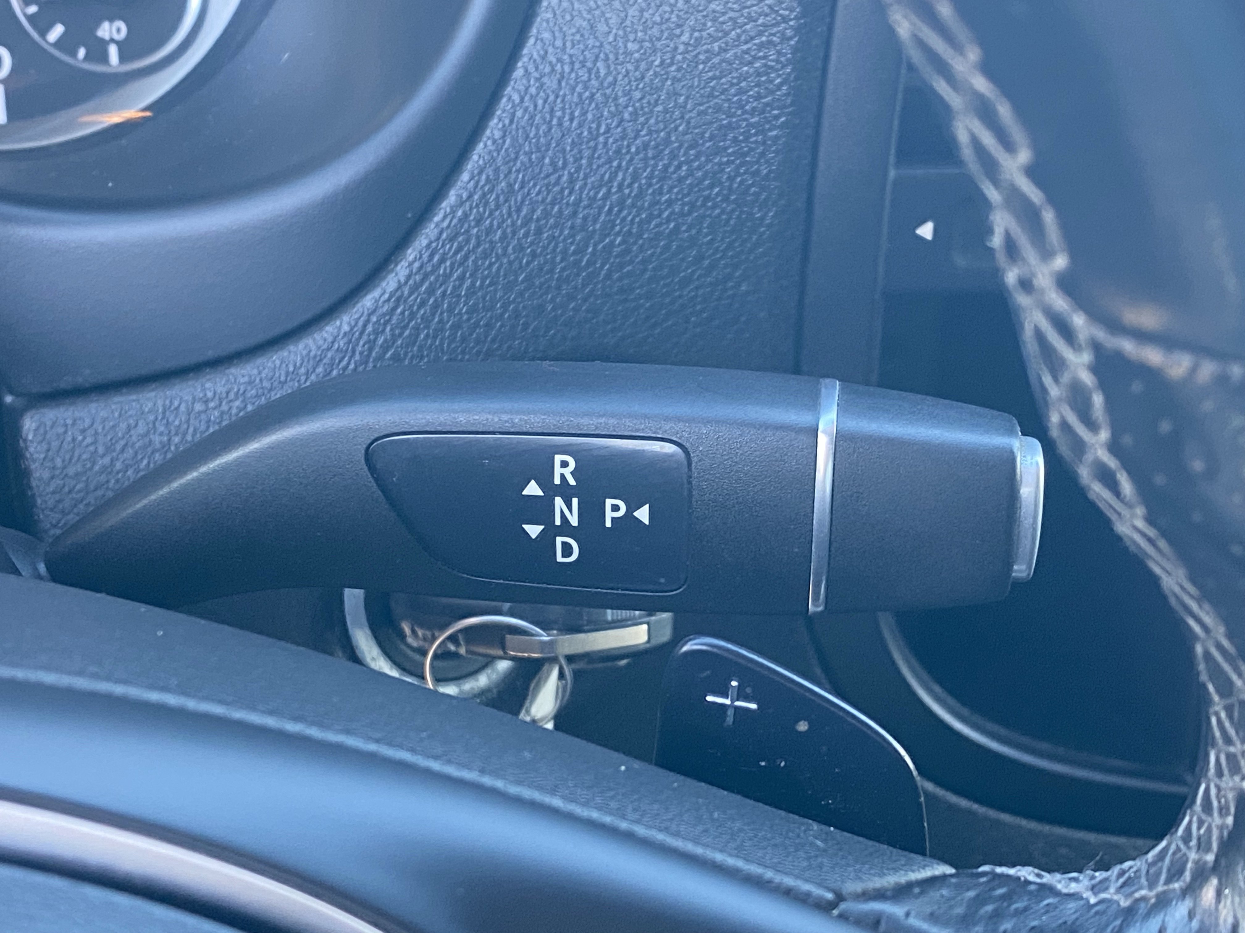 Used 2018 Mercedes-Benz Metris Passenger image 25