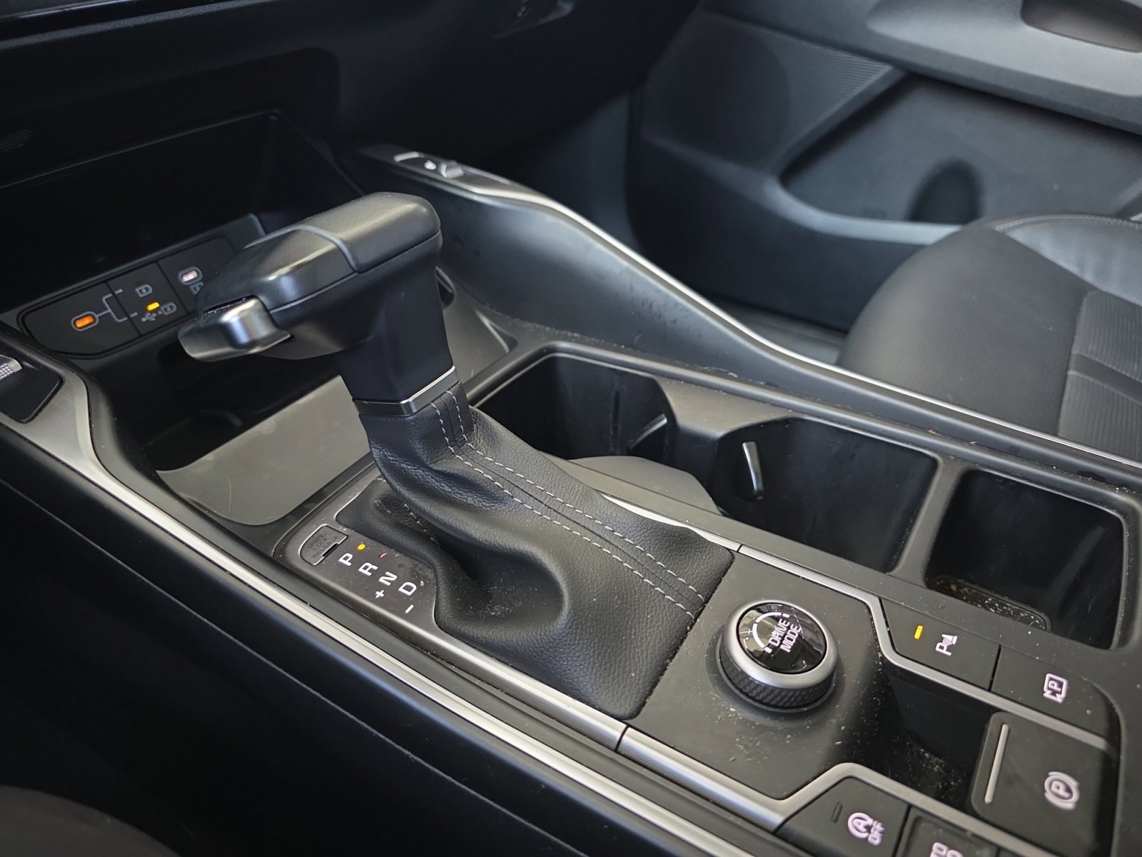 Certified 2024 Kia Sorento EX w/ Panoramic Sunroof Package image 18