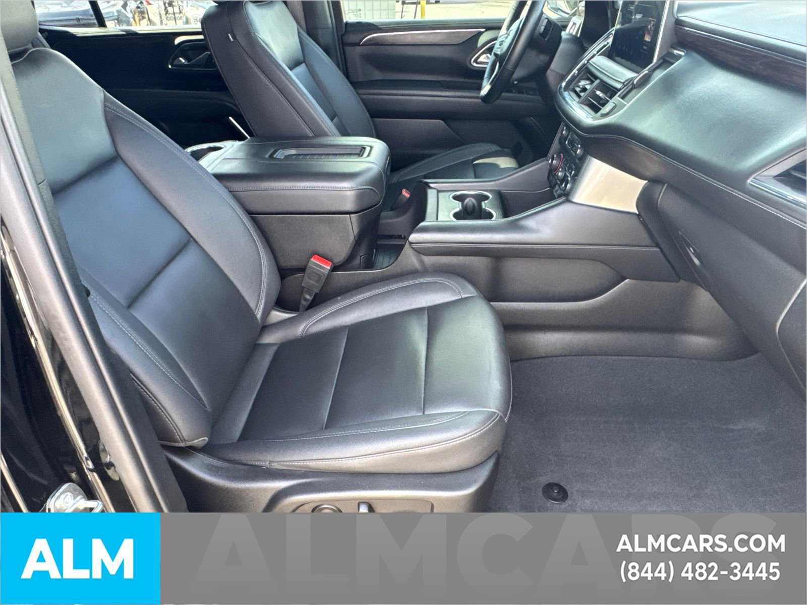Used 2023 Chevrolet Tahoe Z71 w/ Z71 Off-Road Package AWD/4WD image 16