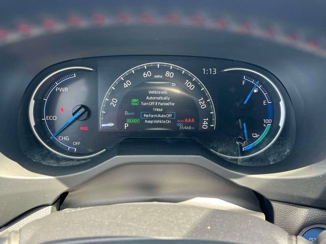 Used 2022 Toyota RAV4 SE w/ Weather & Moonroof Package AWD/4WD image 19