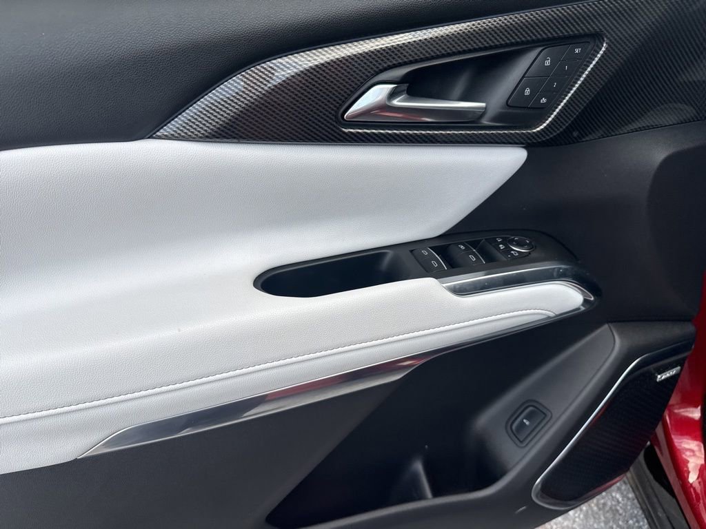 Used 2025 Chevrolet Traverse High Country image 15