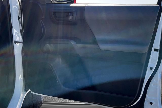 Used 2021 Toyota Tacoma SR AWD/4WD image 23