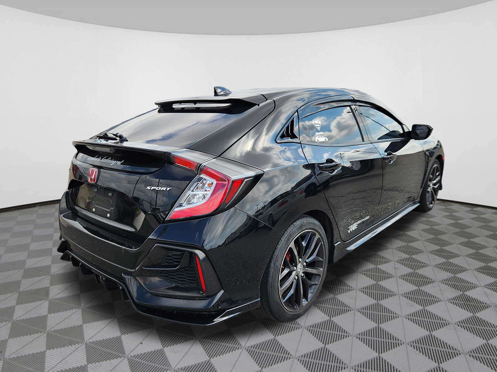 Used 2021 Honda Civic Sport image 4