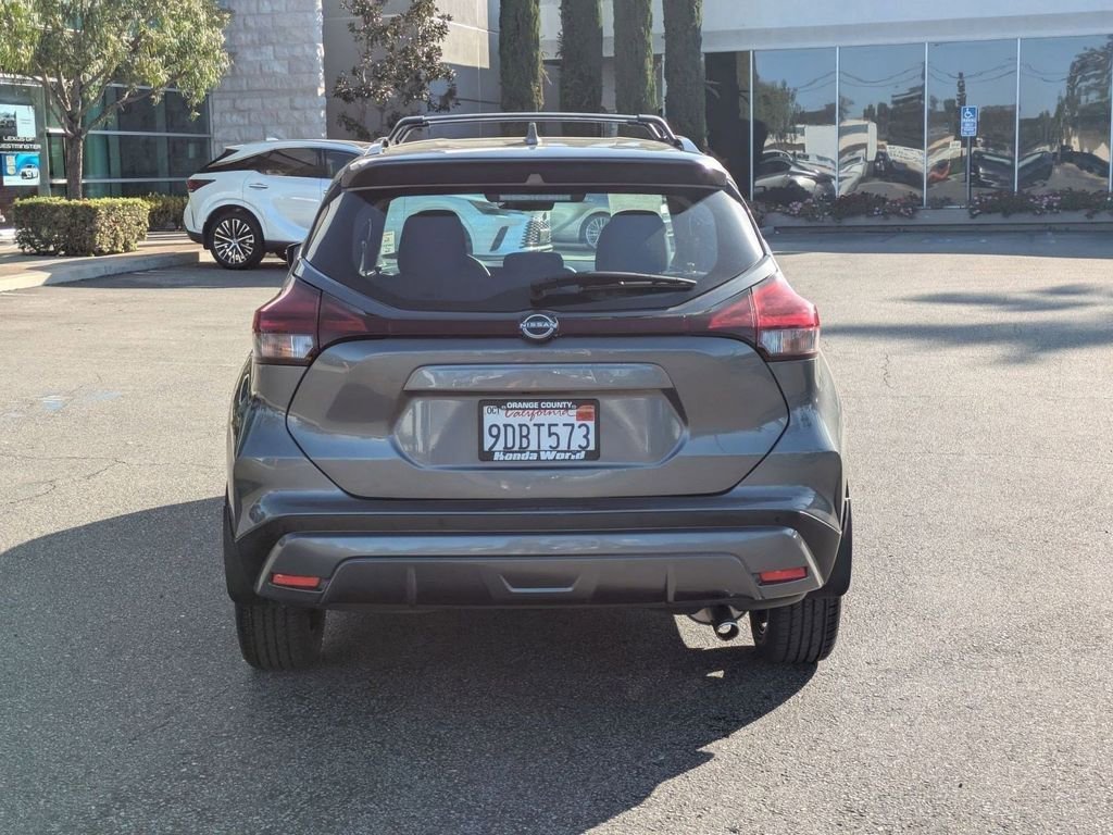 Used 2023 Nissan Kicks SR w/ Interior Electronics Package image 17