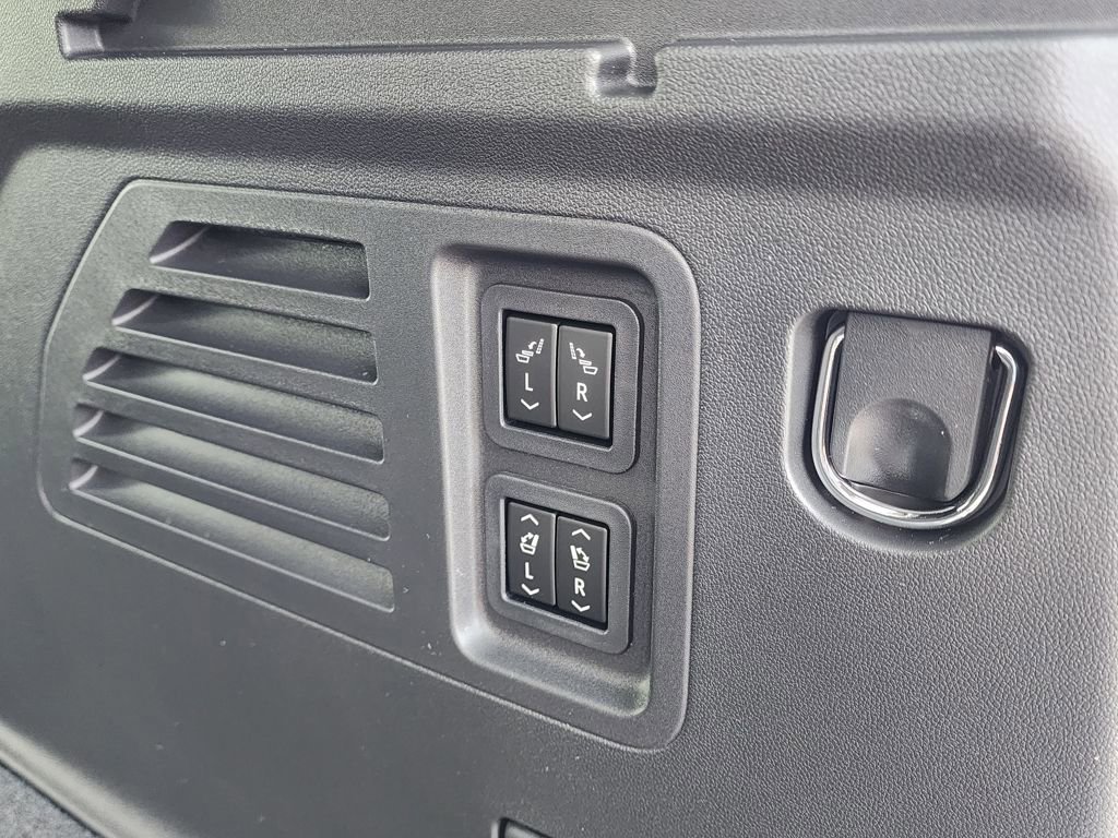 New 2026 Buick Enclave Sport Touring w/ Power Package image 51