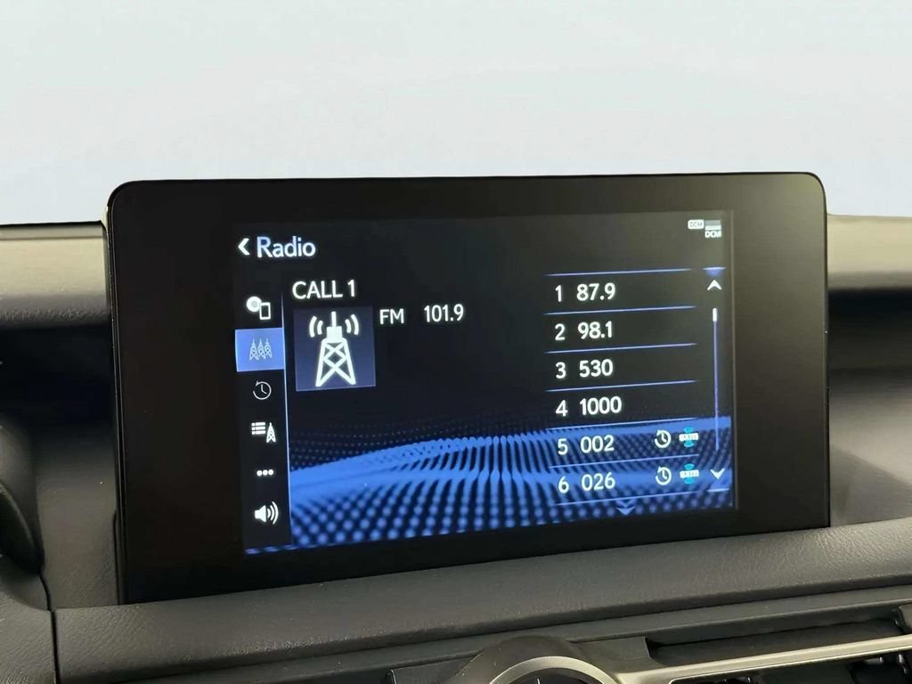 Used 2023 Lexus RC 300 RWD image 27