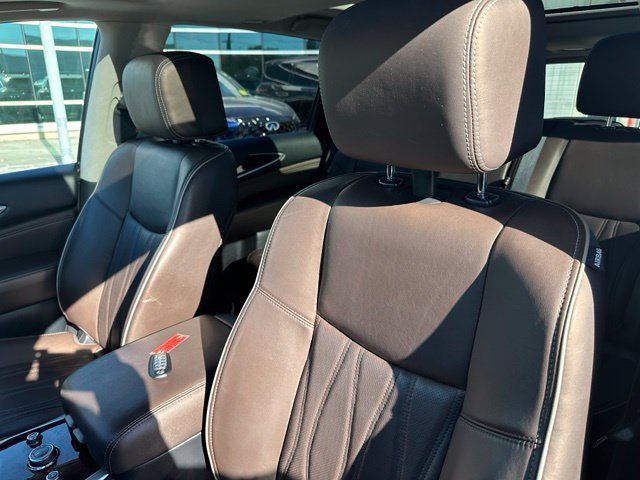 Used 2019 INFINITI QX60 Luxe w/ Sensory Package AWD/4WD image 11