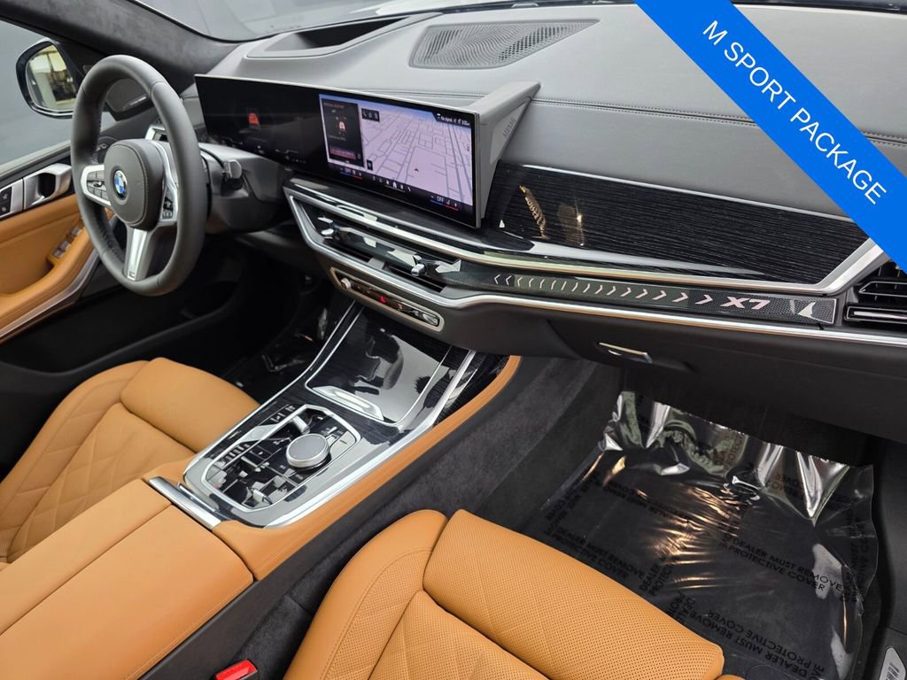 Used 2025 BMW X7 xDrive40i w/ M Sport Package image 33