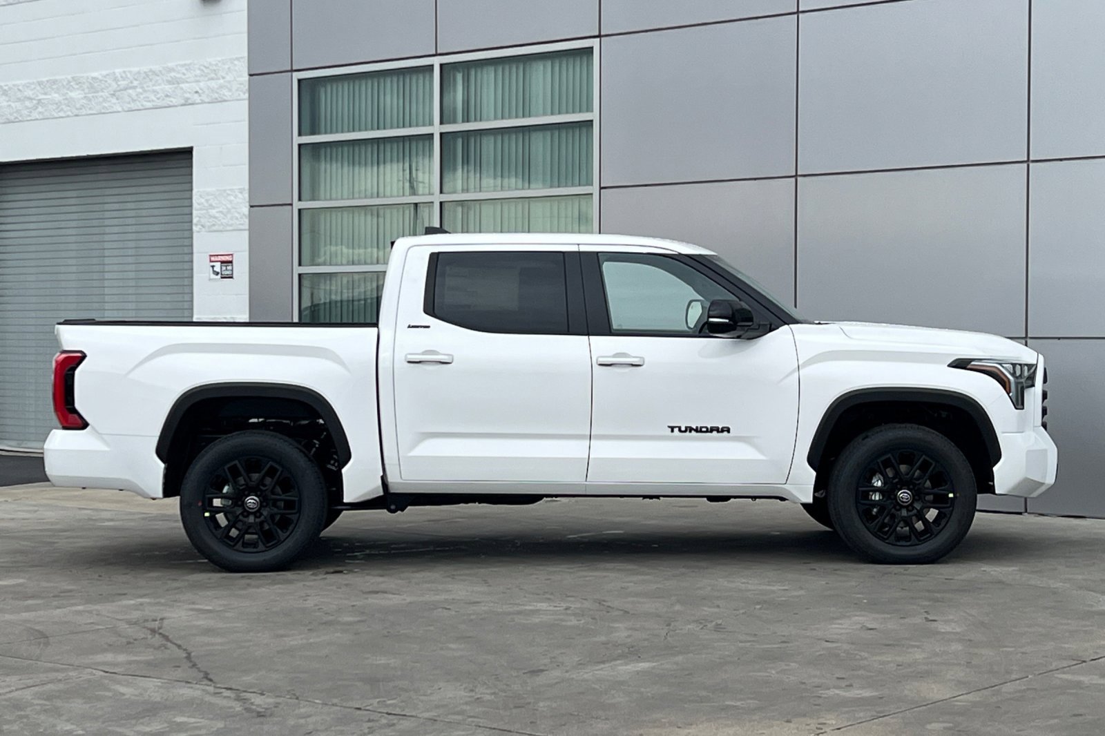 New 2026 Toyota Tundra Limited image 3