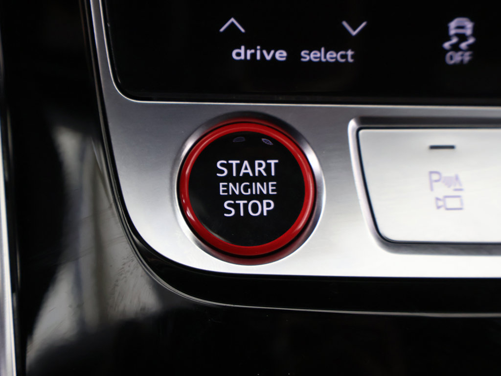 Used 2024 Audi SQ8 Premium Plus AWD/4WD image 45