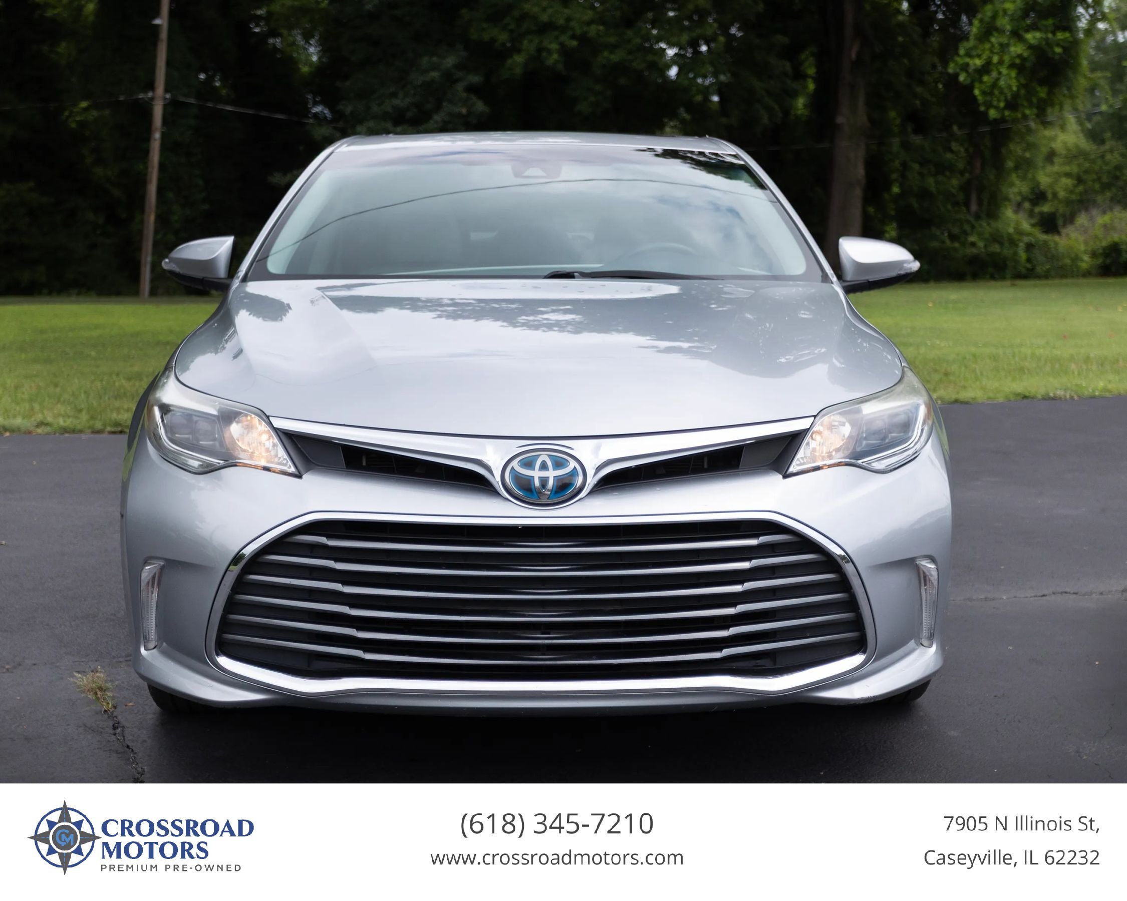 Used 2018 Toyota Avalon XLE Premium FWD image 4