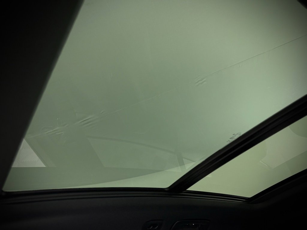 New 2025 Porsche Macan 4 Electric image 6