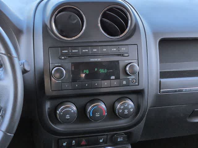 Used 2010 Jeep Patriot Sport AWD/4WD image 25