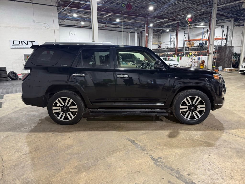 Used 2018 Toyota 4Runner Limited AWD/4WD image 7