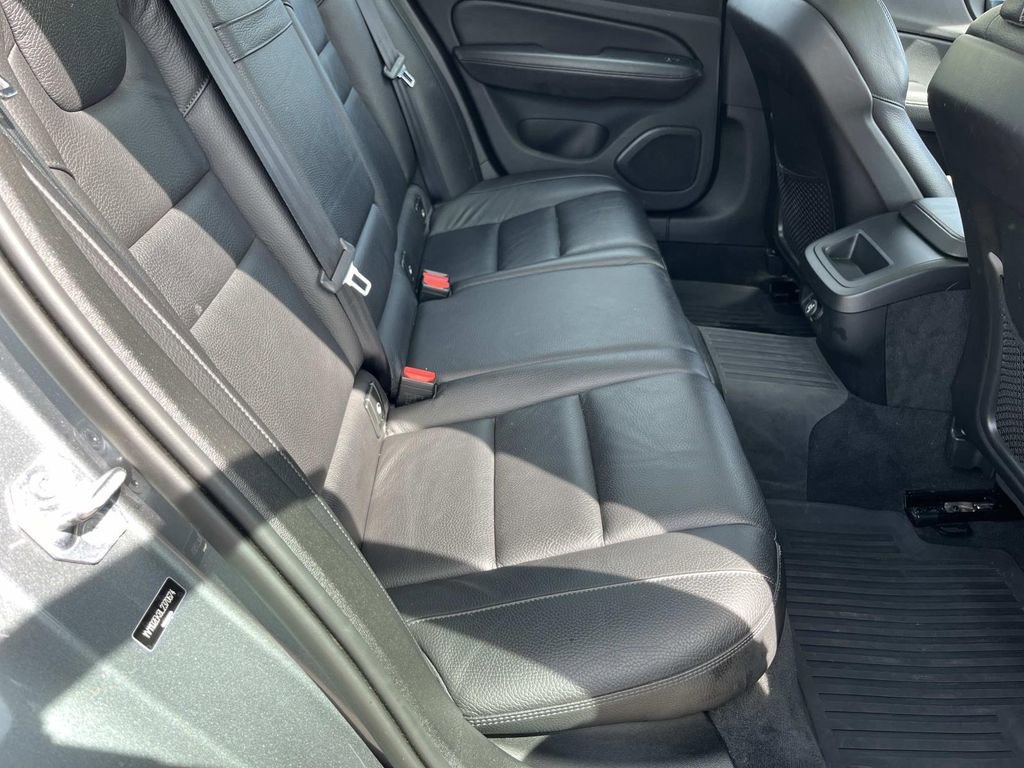 Used 2020 Volvo V60 T5 Momentum w/ Protection Package image 21
