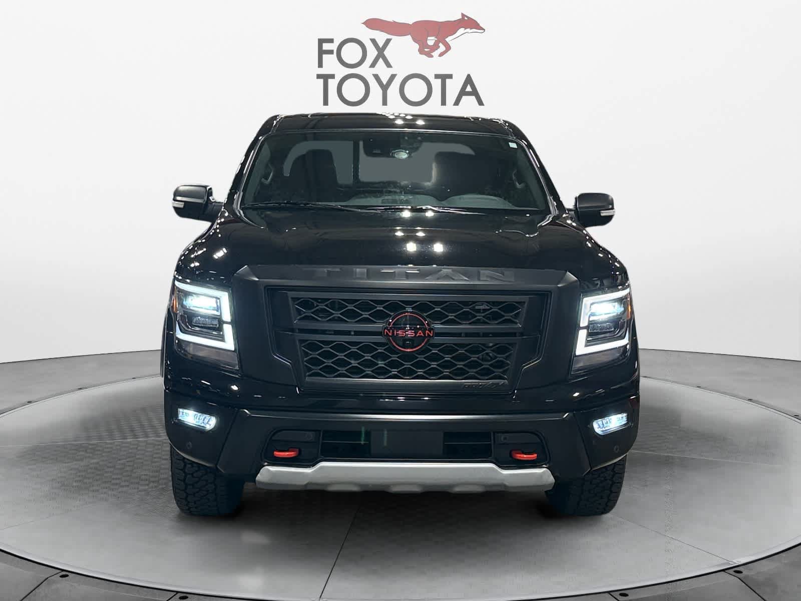 Used 2024 Nissan Titan PRO-4X w/ Pro-4x Convenience Package AWD/4WD image 9