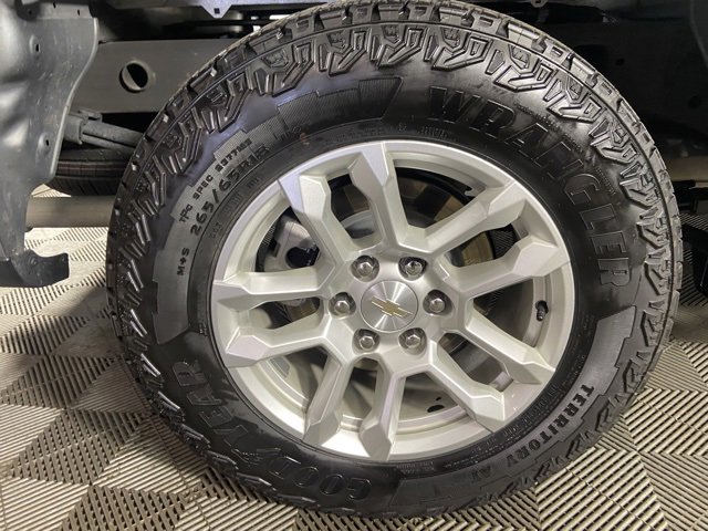 Used 2024 Chevrolet Silverado 1500 LT w/ Z71 Off-Road Package image 27