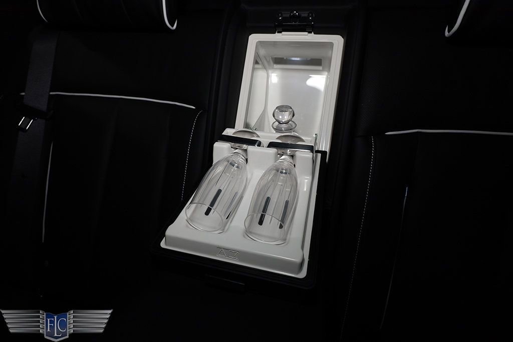 Used 2022 Rolls-Royce Phantom Sedan image 31