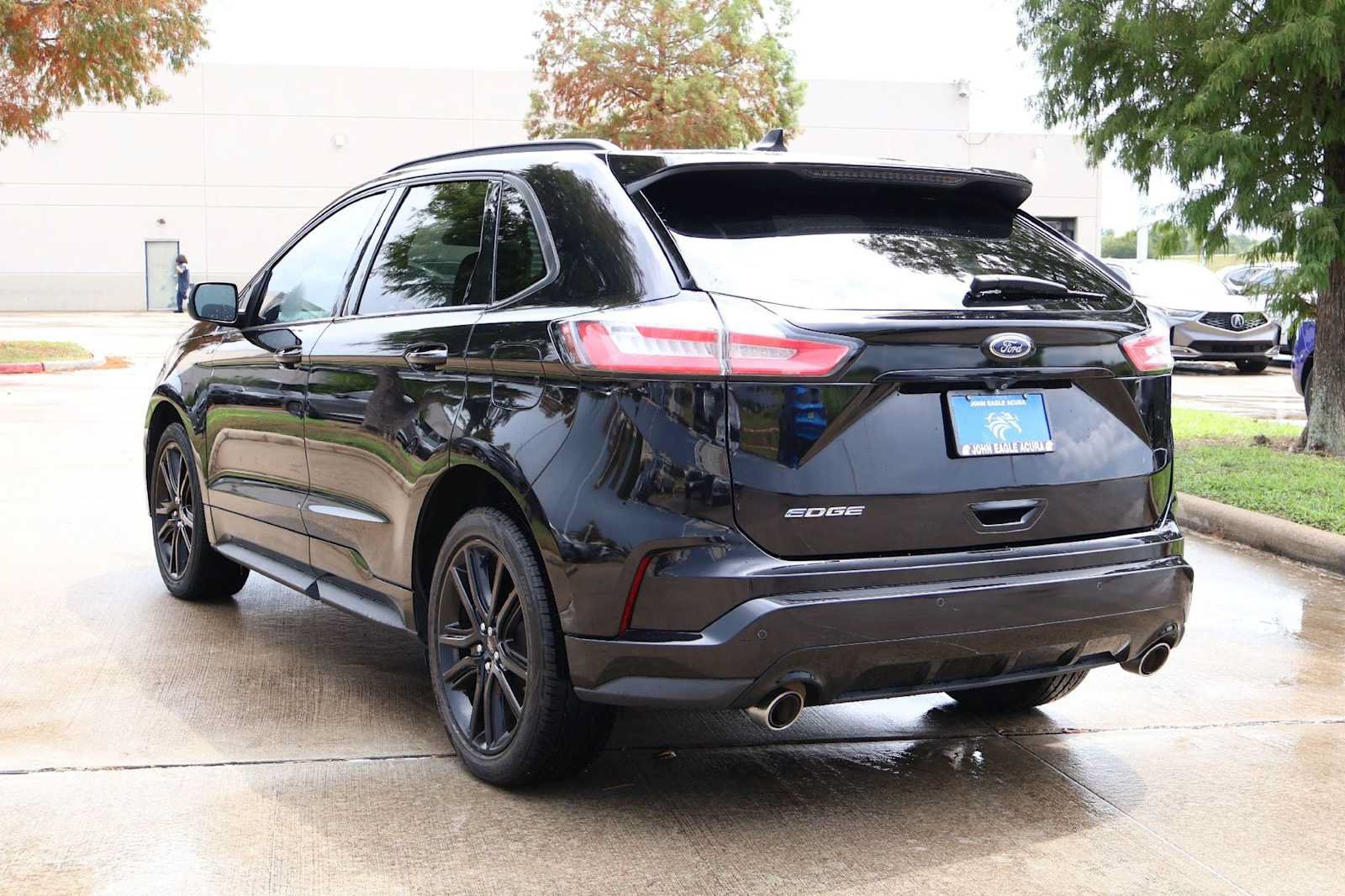 Used 2020 Ford Edge ST-Line FWD image 4